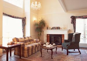 アンティーク家具の買取で臨時収入を得る